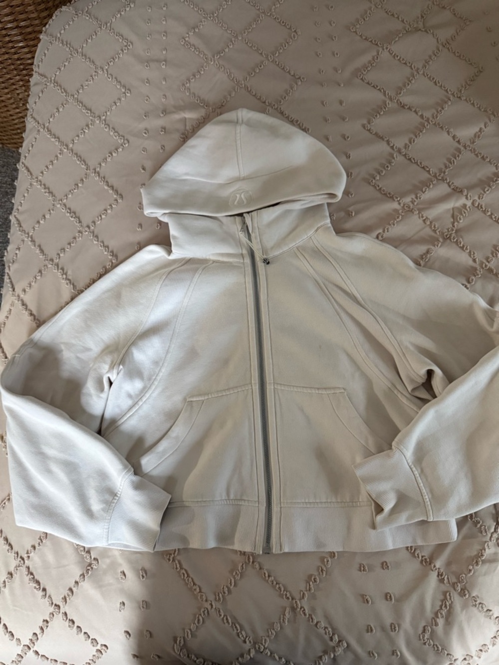 Lululemon white opal full zip hoodie xs/s